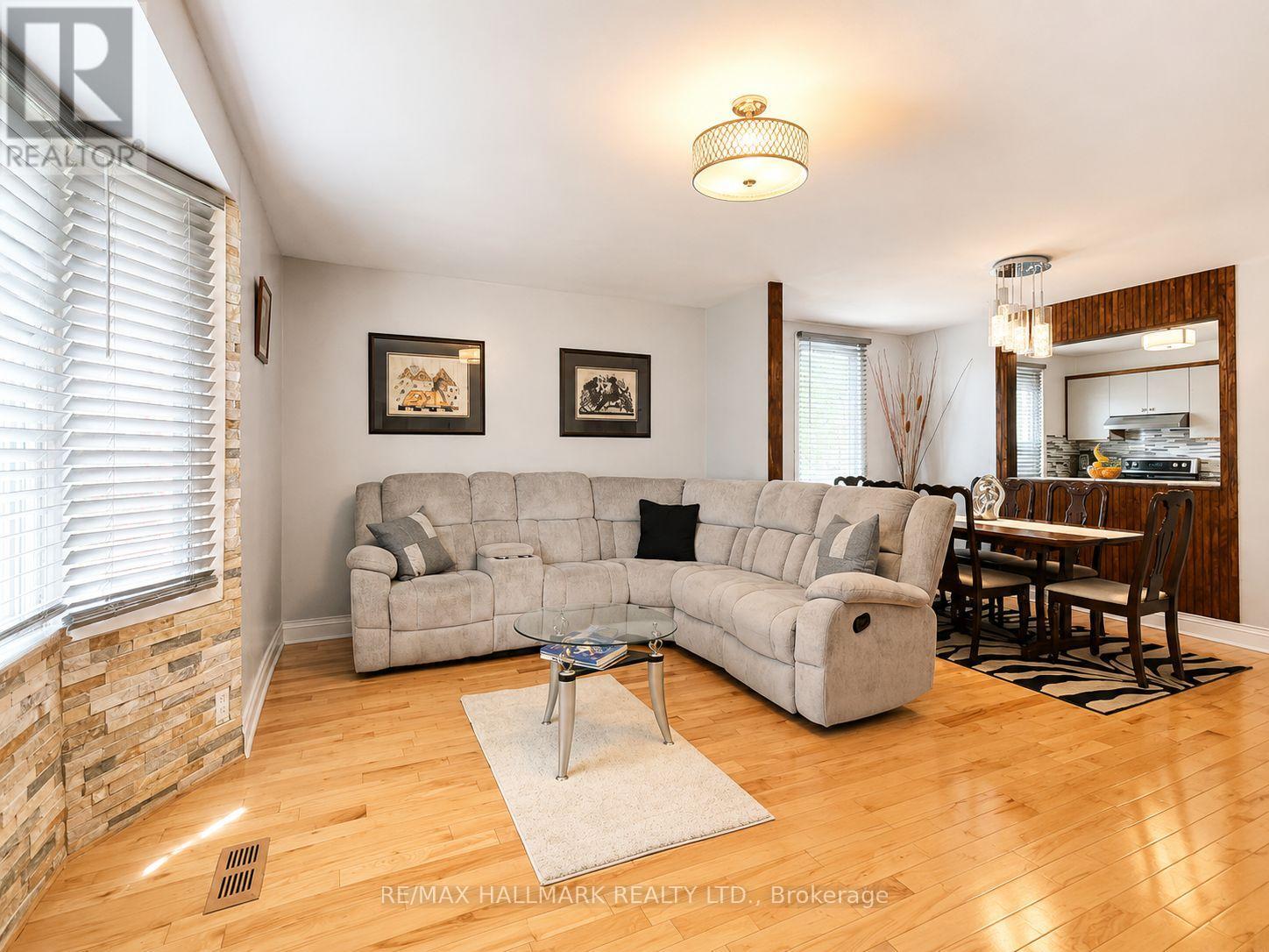 100 ASCOT AVENUE - 7