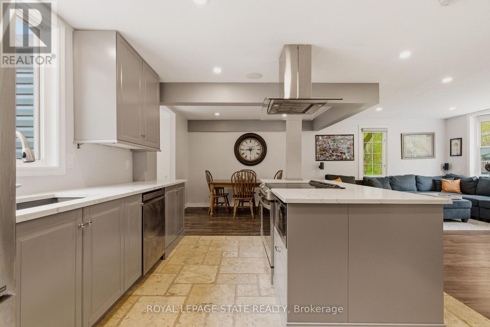 1262 HIDDEN VALLEY ROAD - 18