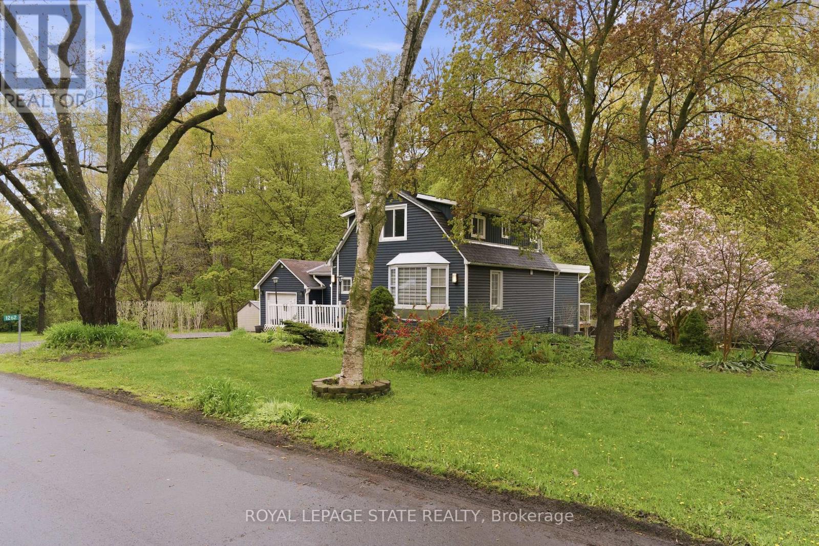 1262 HIDDEN VALLEY ROAD - 2