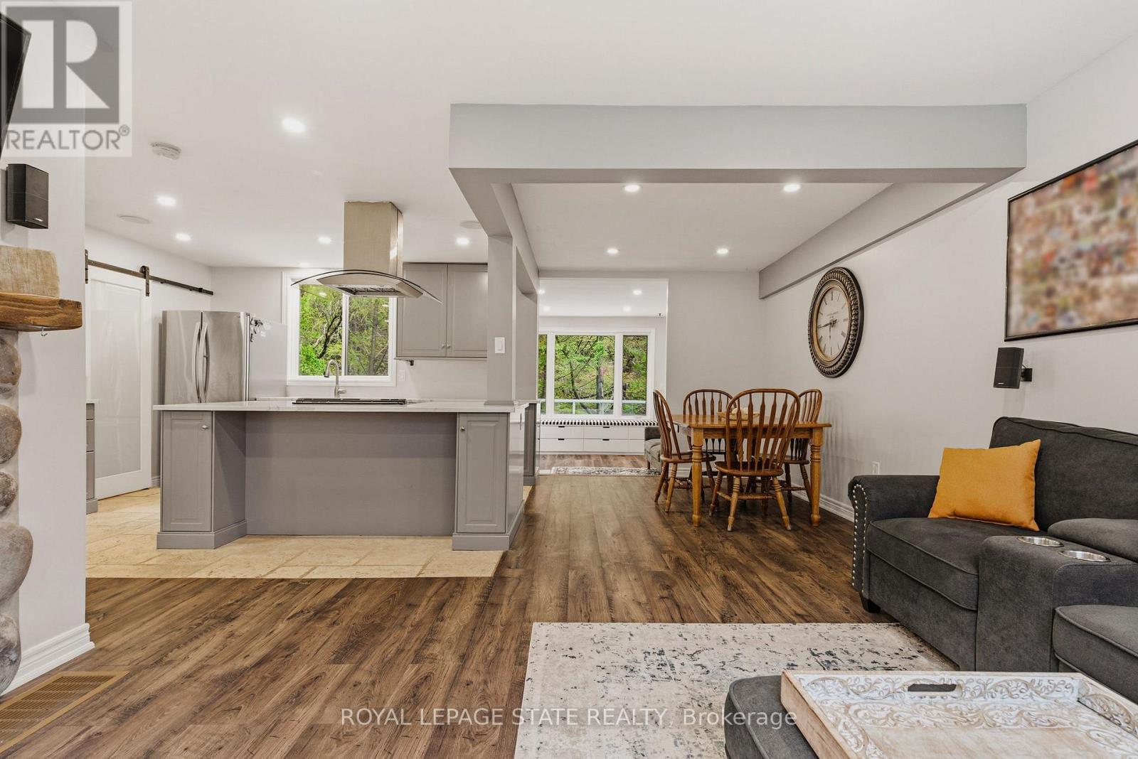 1262 HIDDEN VALLEY ROAD - 26