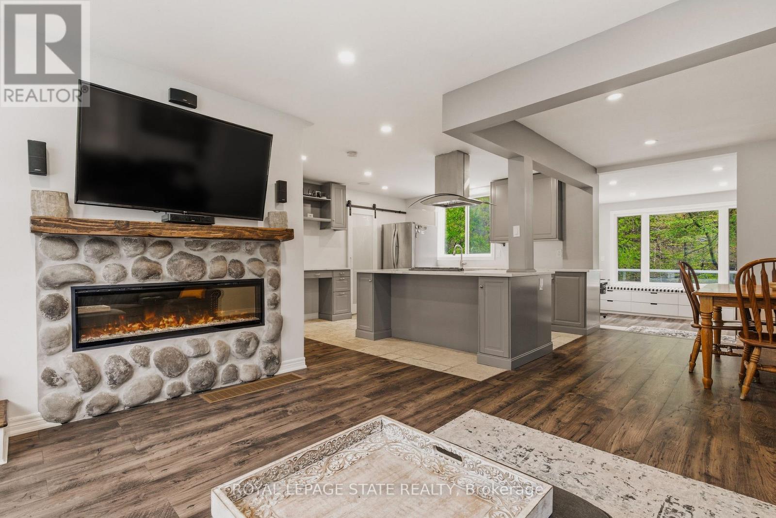 1262 HIDDEN VALLEY ROAD - 28