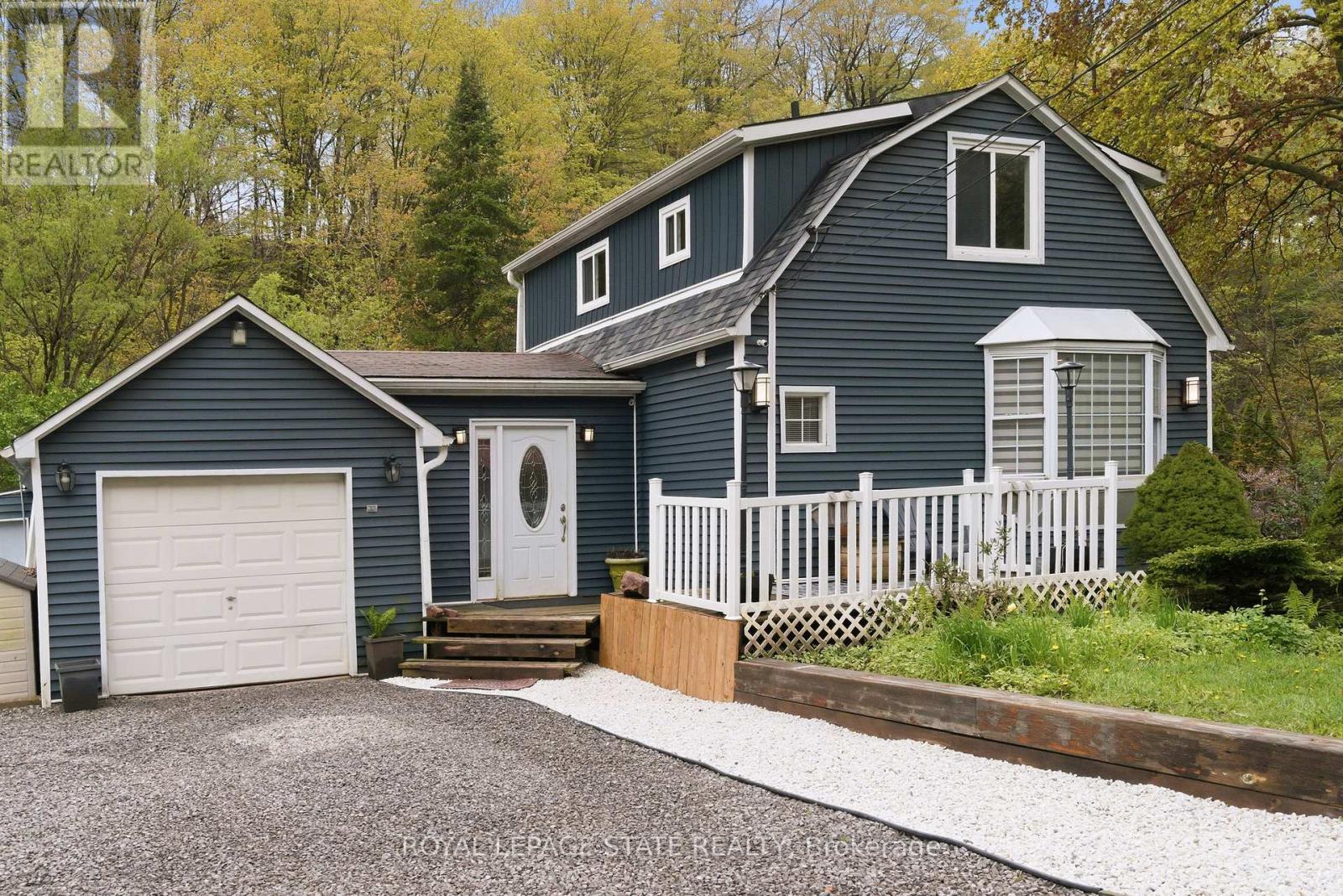 1262 HIDDEN VALLEY ROAD - 3