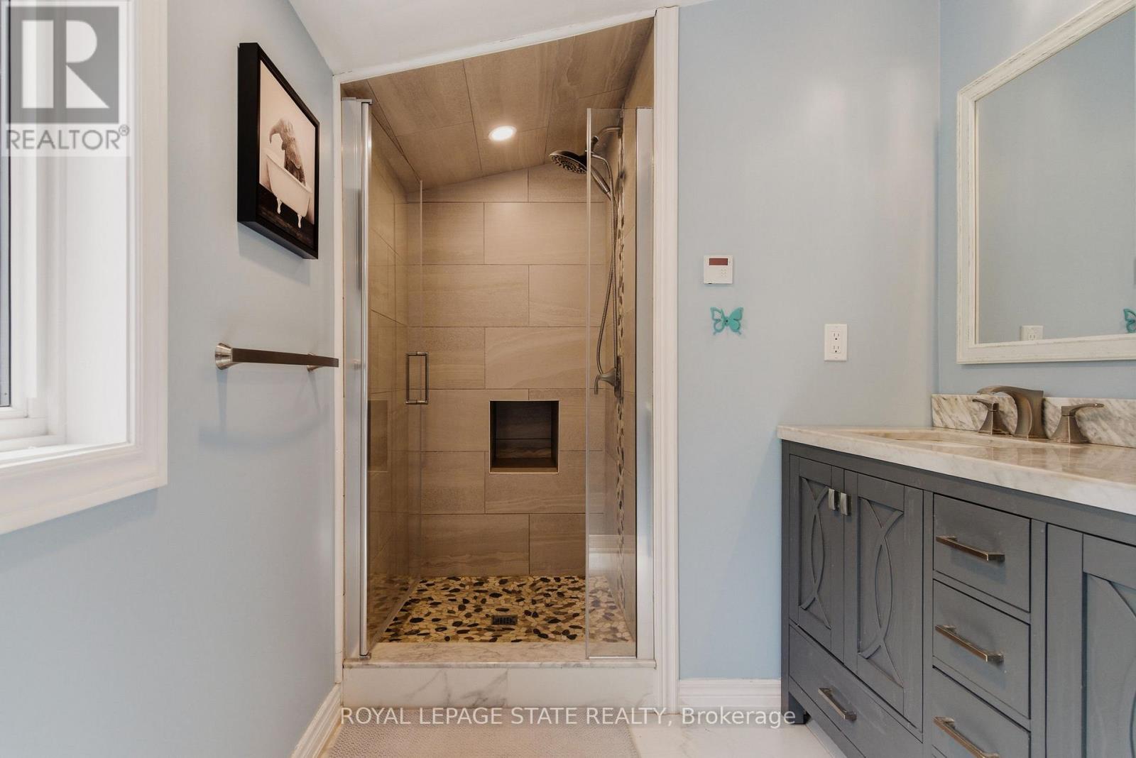 1262 HIDDEN VALLEY ROAD - 33