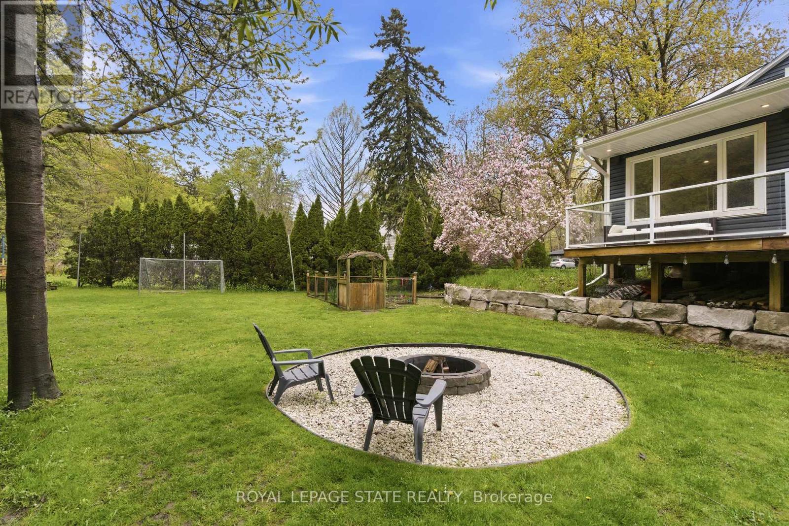 1262 HIDDEN VALLEY ROAD - 44