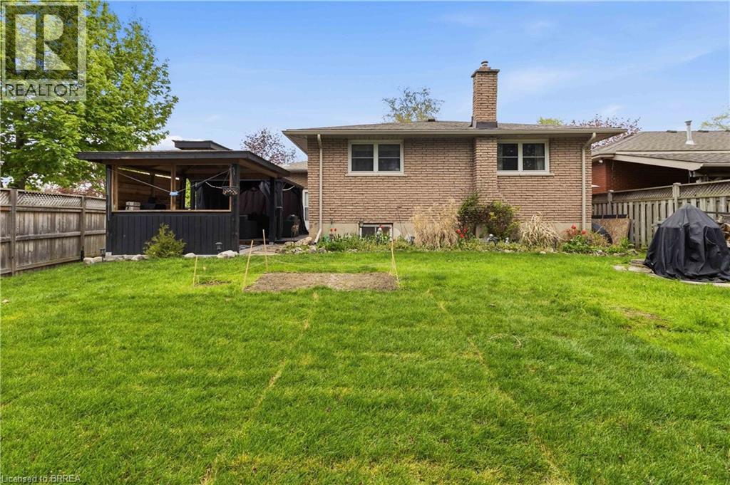 43 BRISBANE Boulevard, Brantford, Ontario, N3S4K9 — Photo 40