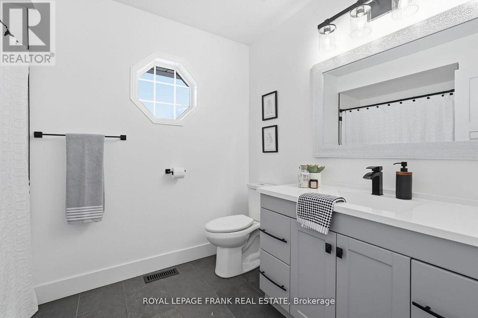 57 ROSENA LANE - 35