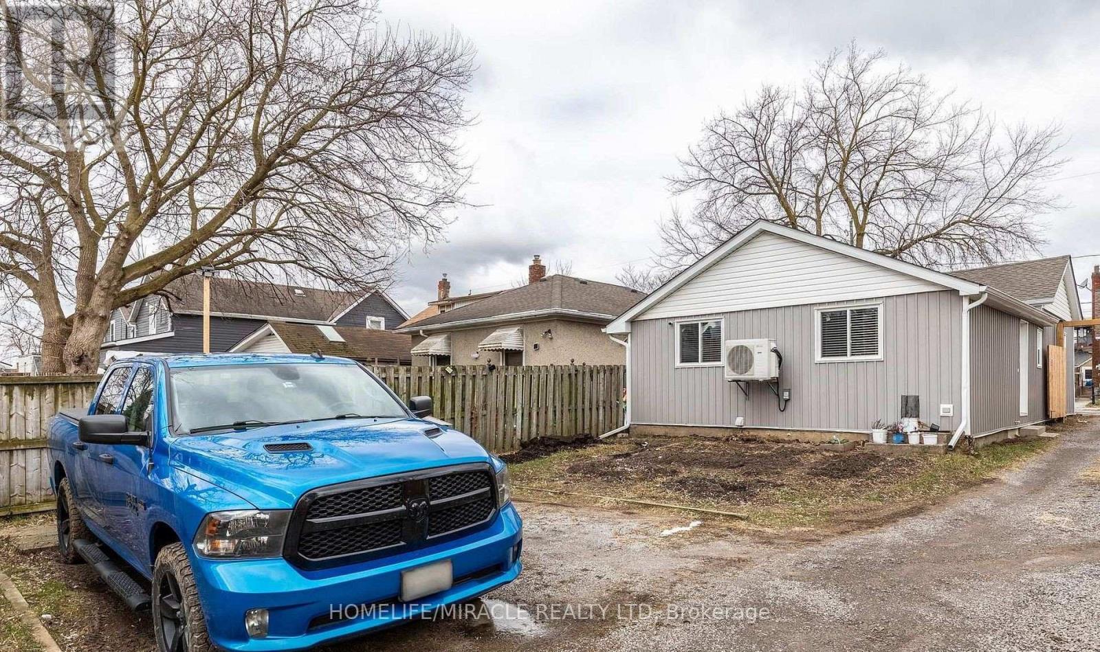 36 DIVISION STREET - 18