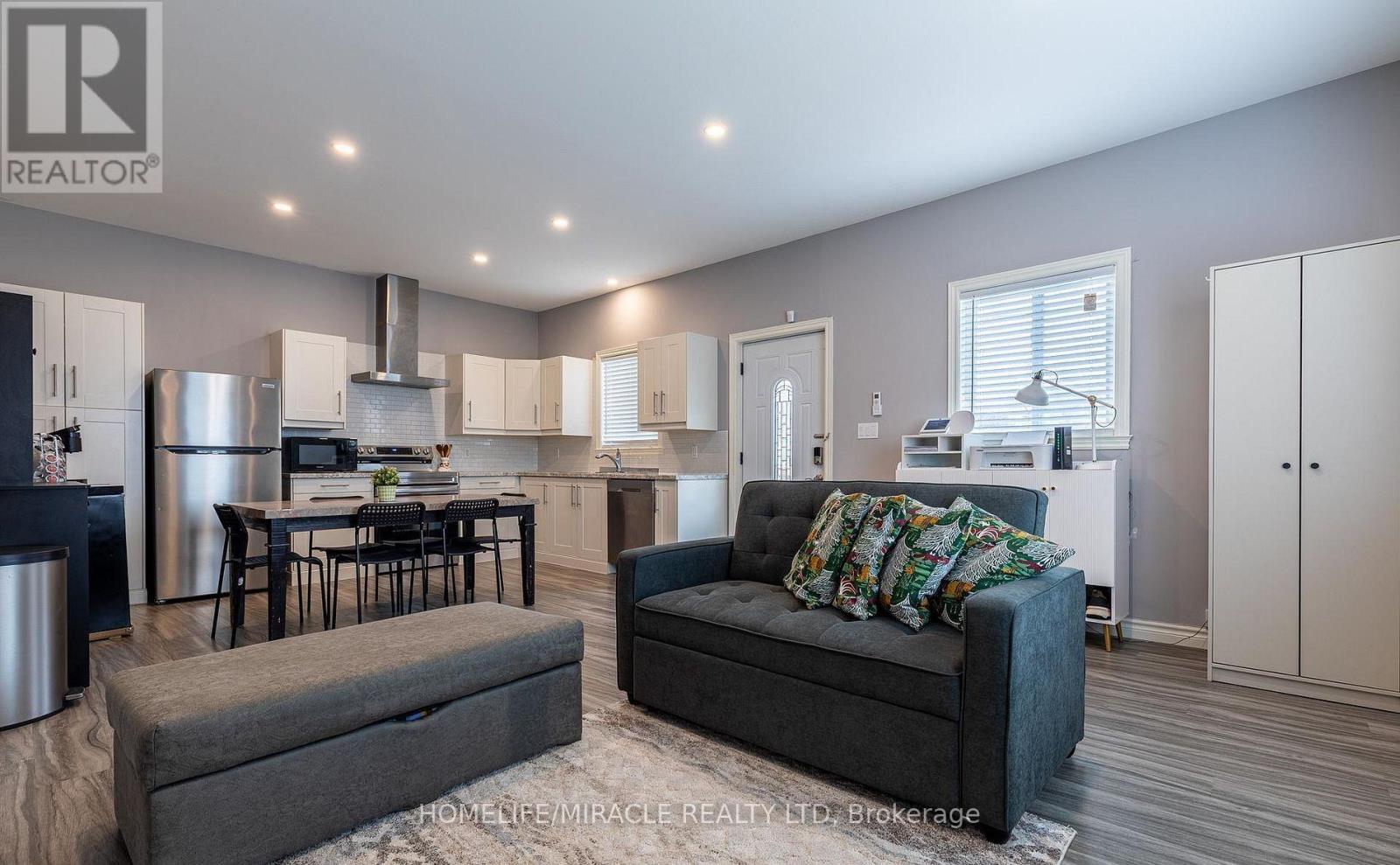 36 DIVISION STREET - 4