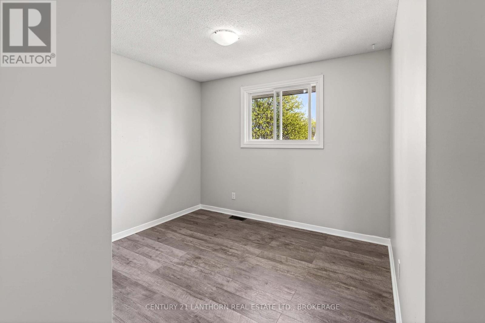 43 MORTENSEN DRIVE - 27