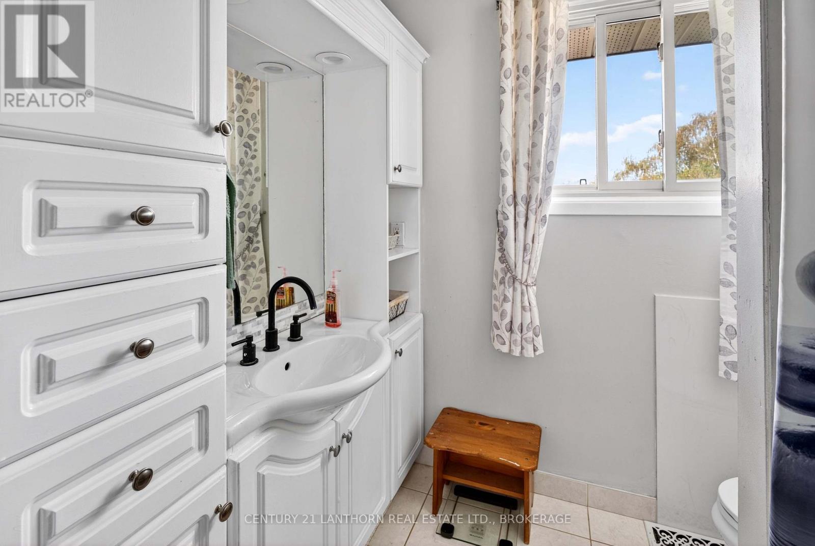 43 MORTENSEN DRIVE - 31