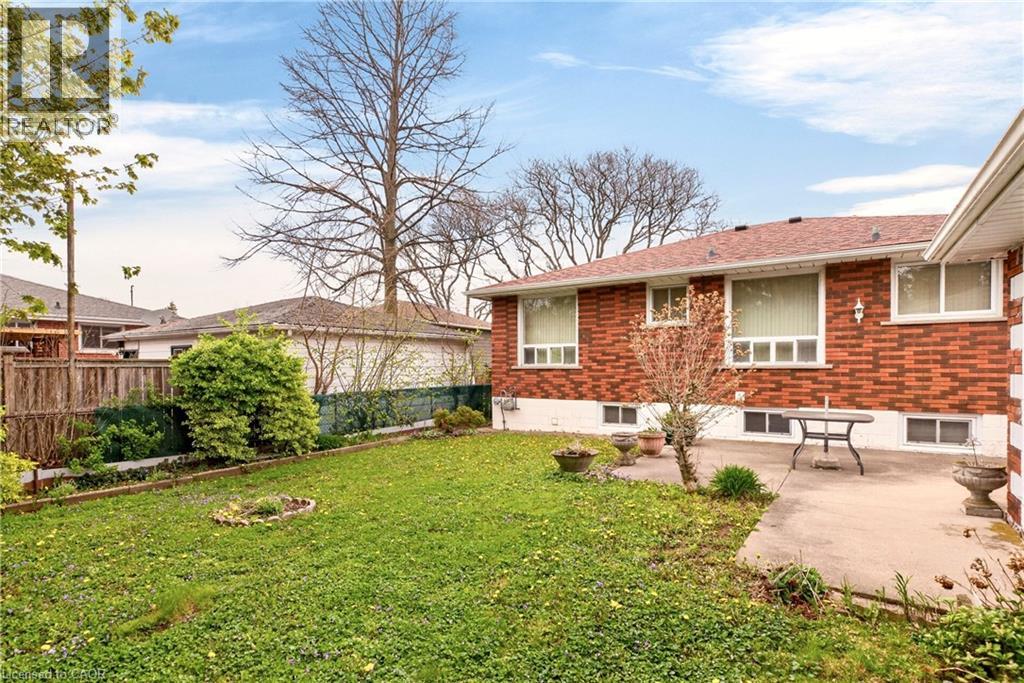 8 LORRAINE Drive, Hamilton, Ontario, L8T3R7 — Photo 31