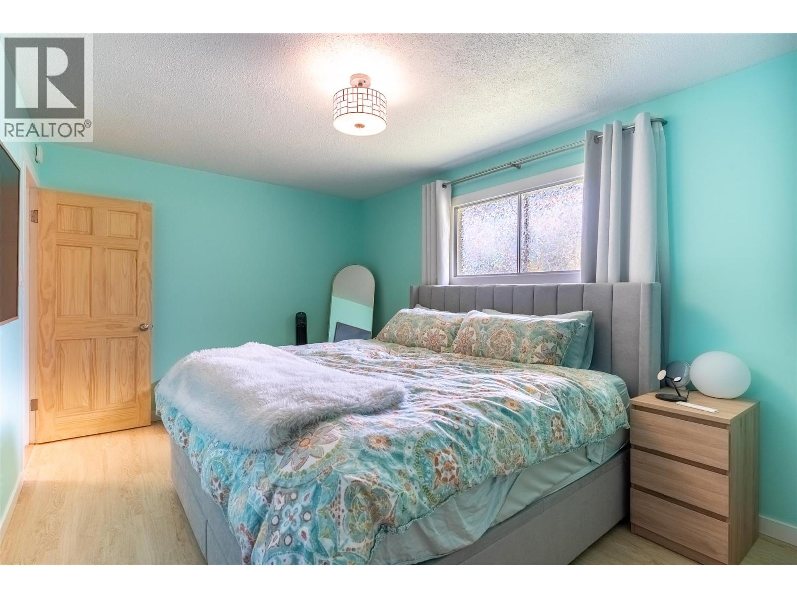 9 JASPER Drive, Logan Lake