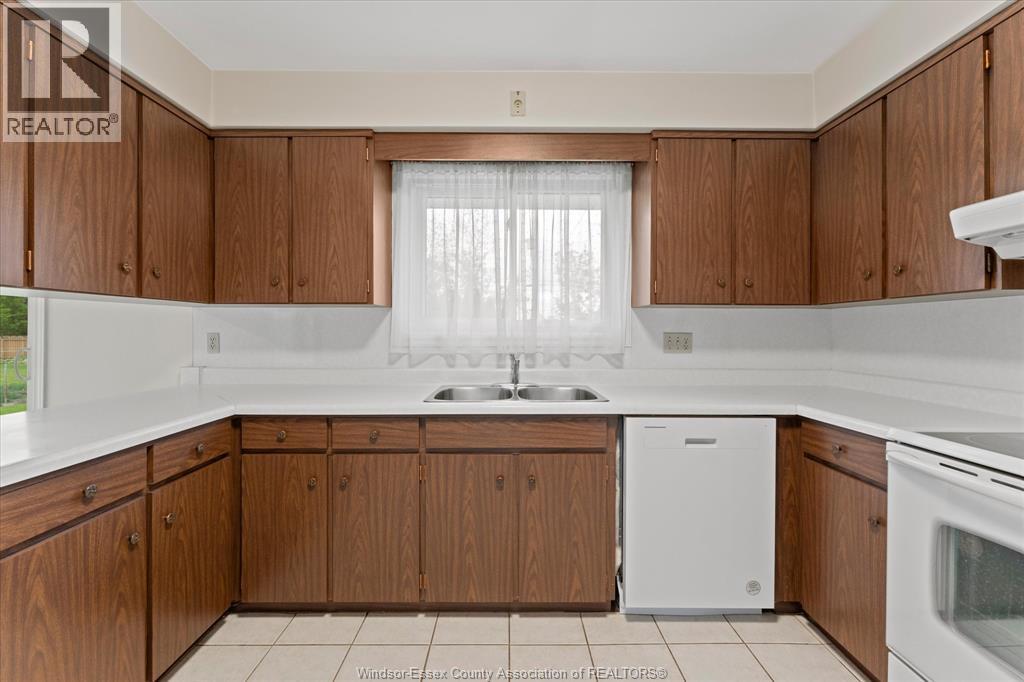 3299 Woodlawn AVENUE, Windsor, Ontario, N8W2J1 — Photo 46