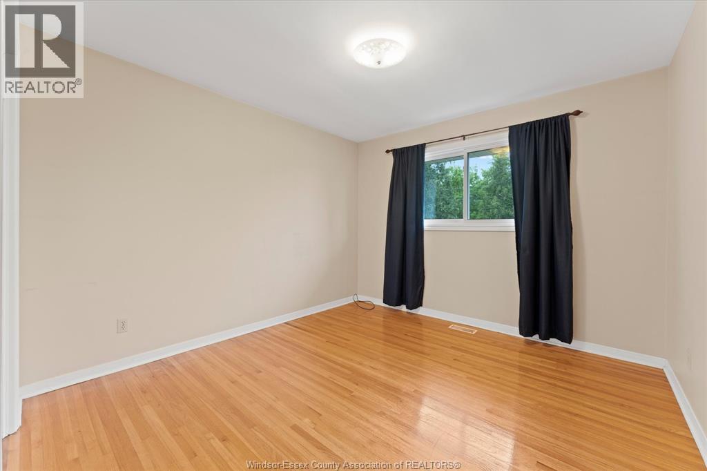 3299 Woodlawn AVENUE, Windsor, Ontario, N8W2J1 — Photo 7