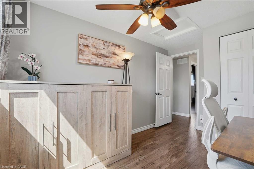 102 IRONSTONE Drive, Cambridge, Ontario, N1P1A4 — Photo 25