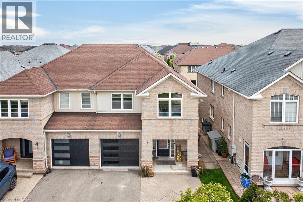 4236 PRUDHAM Avenue, Burlington, Ontario, L7M0N3 — Photo 2