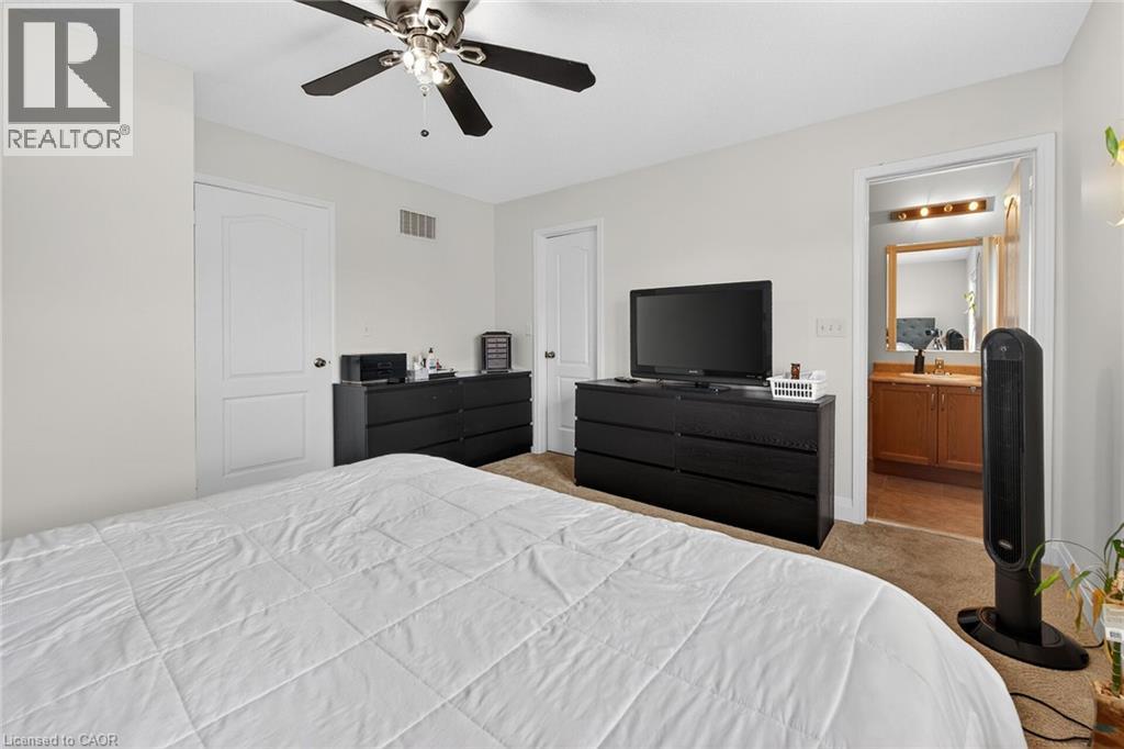 4236 PRUDHAM Avenue, Burlington, Ontario, L7M0N3 — Photo 29