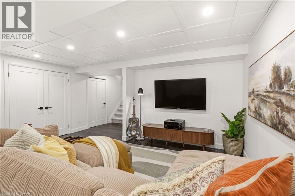 1191 LIMERIDGE Road E - 27