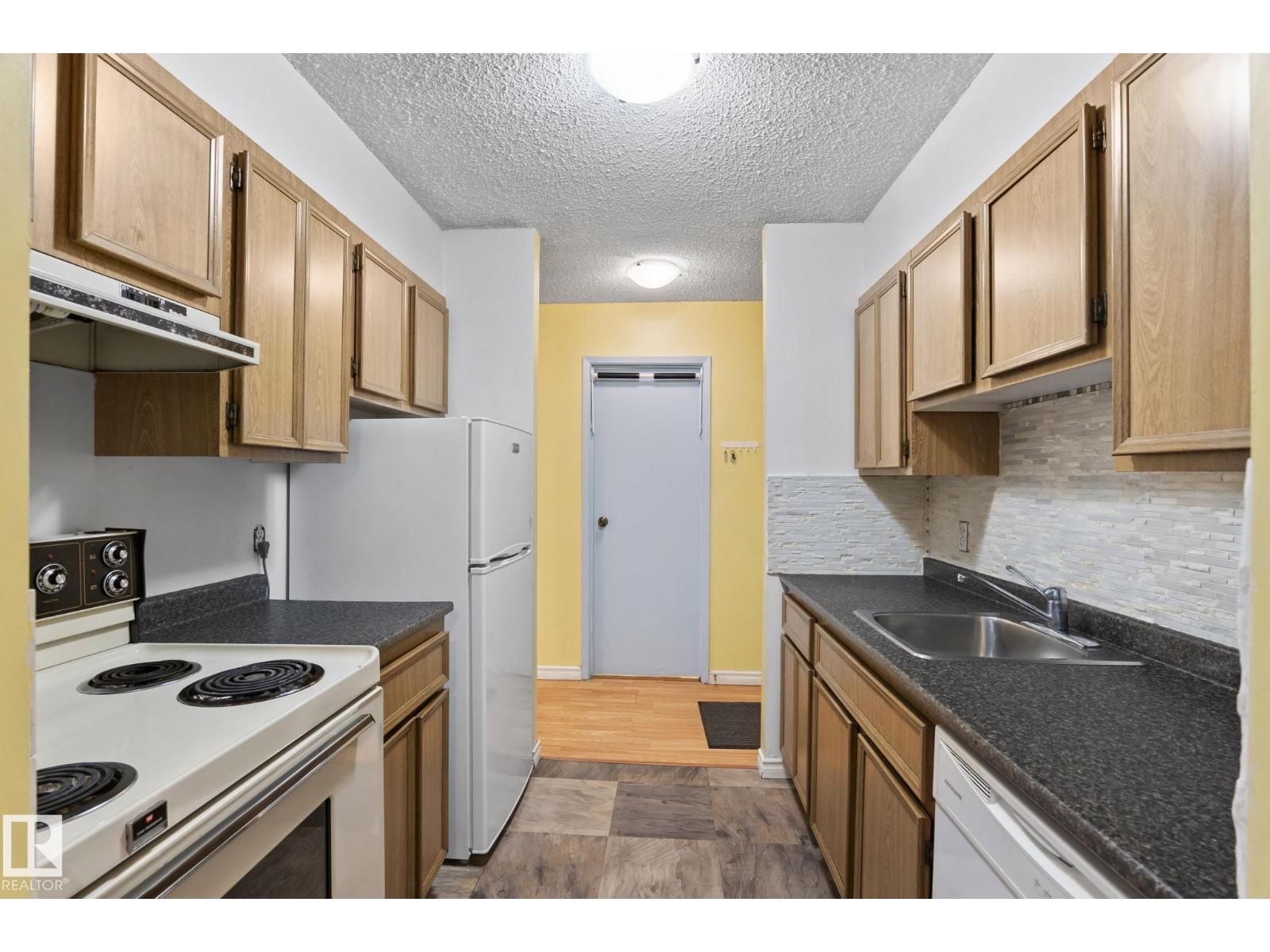 #712 12841 65 ST NW - Image 2