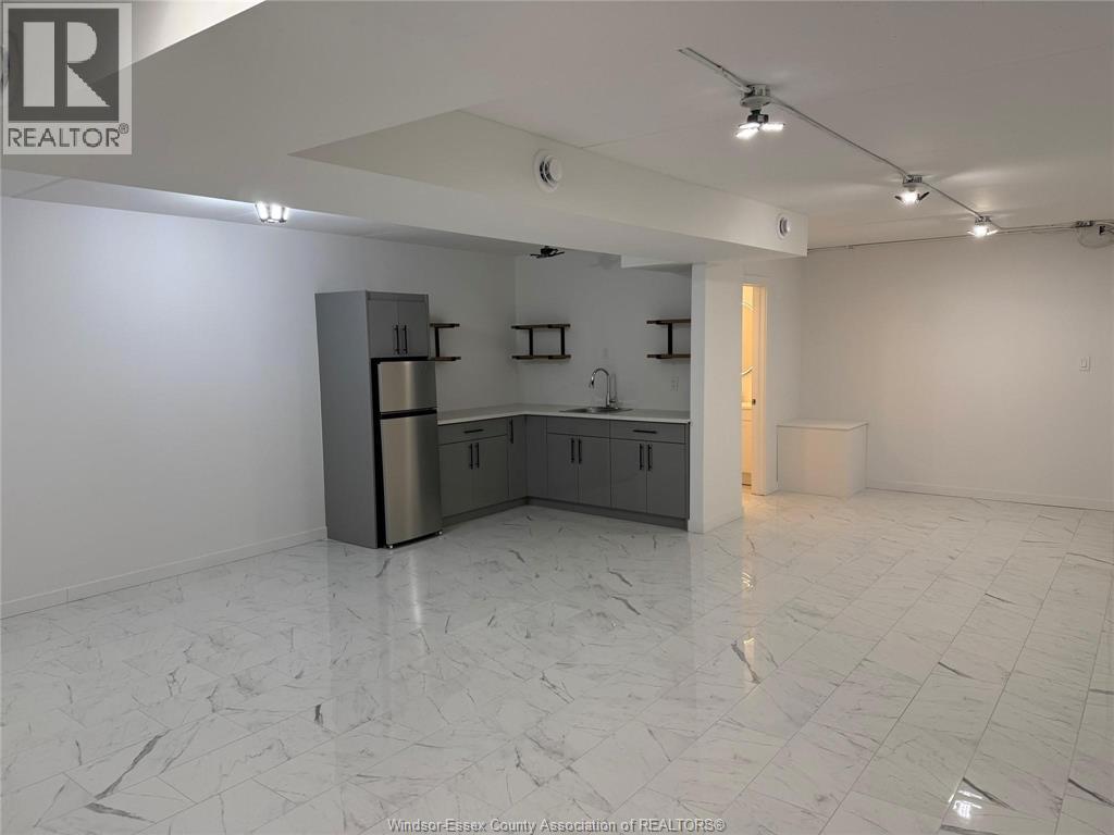 2528 Dougall AVENUE Unit# B, Windsor, Ontario, N8X1T6 — Photo 7