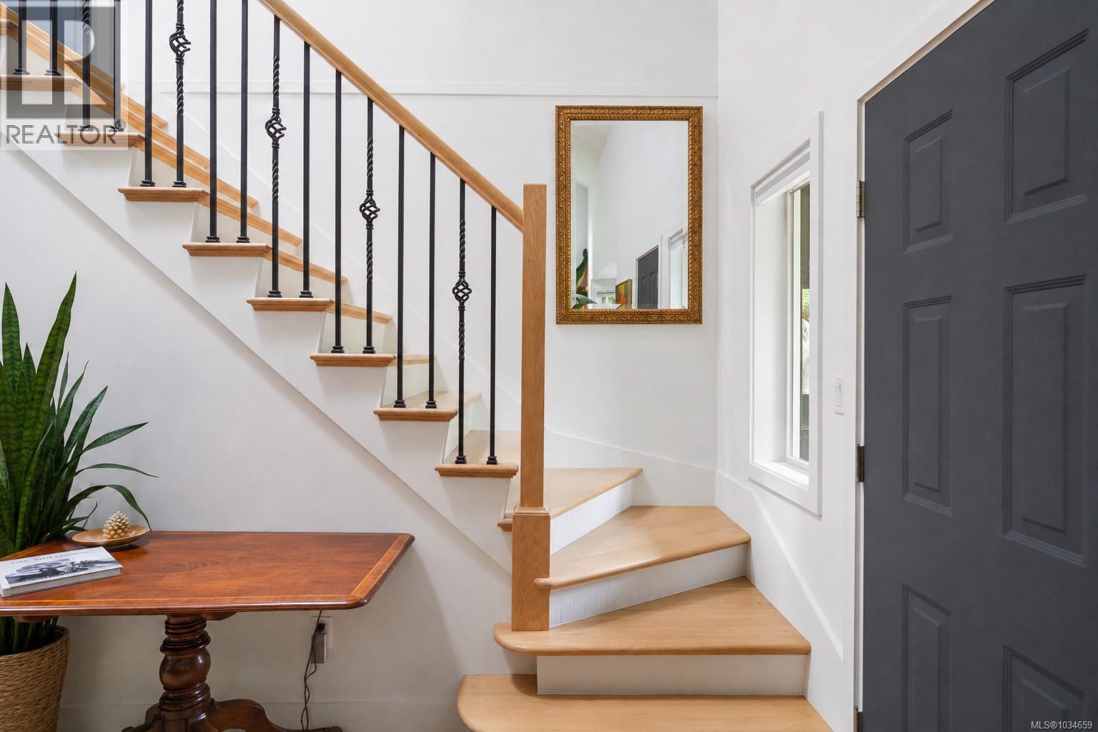 11007 Cedar Lane - 6