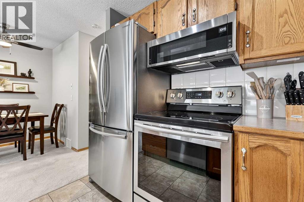 245 Millview Green SW - 10