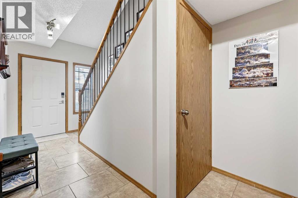 245 Millview Green SW - 15