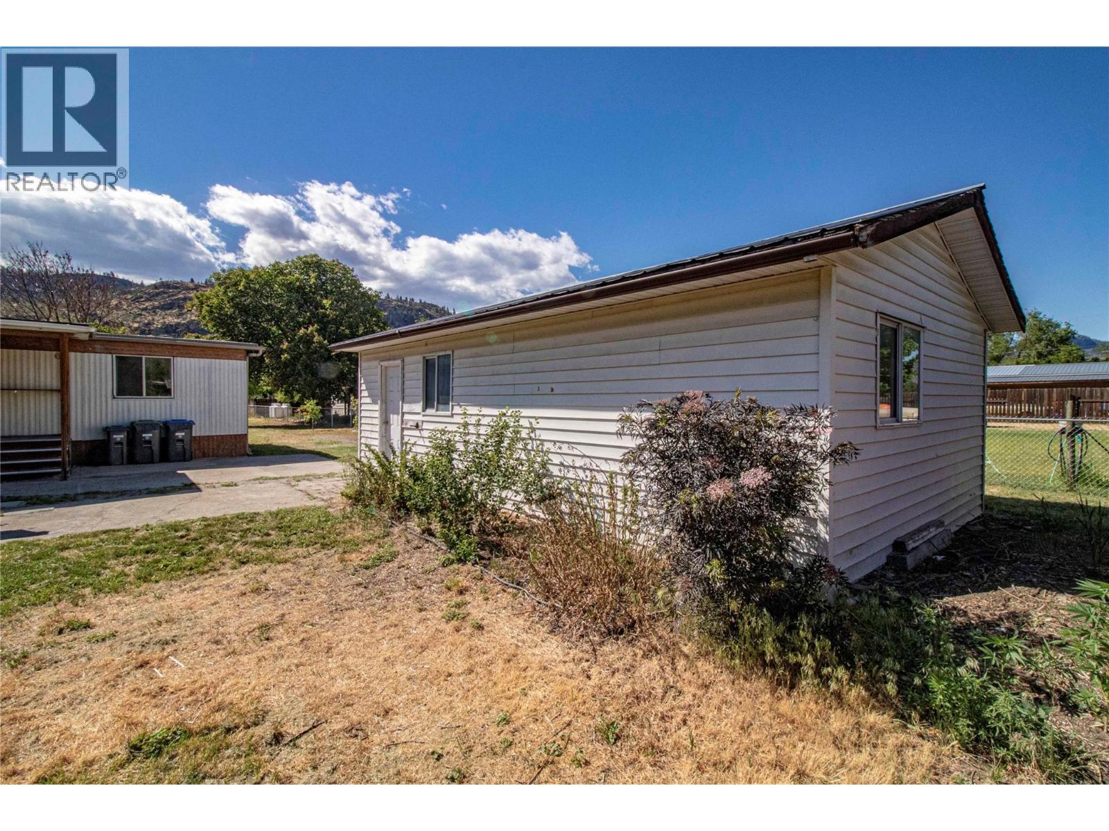 7171 ISLAND WAY Road, Oliver