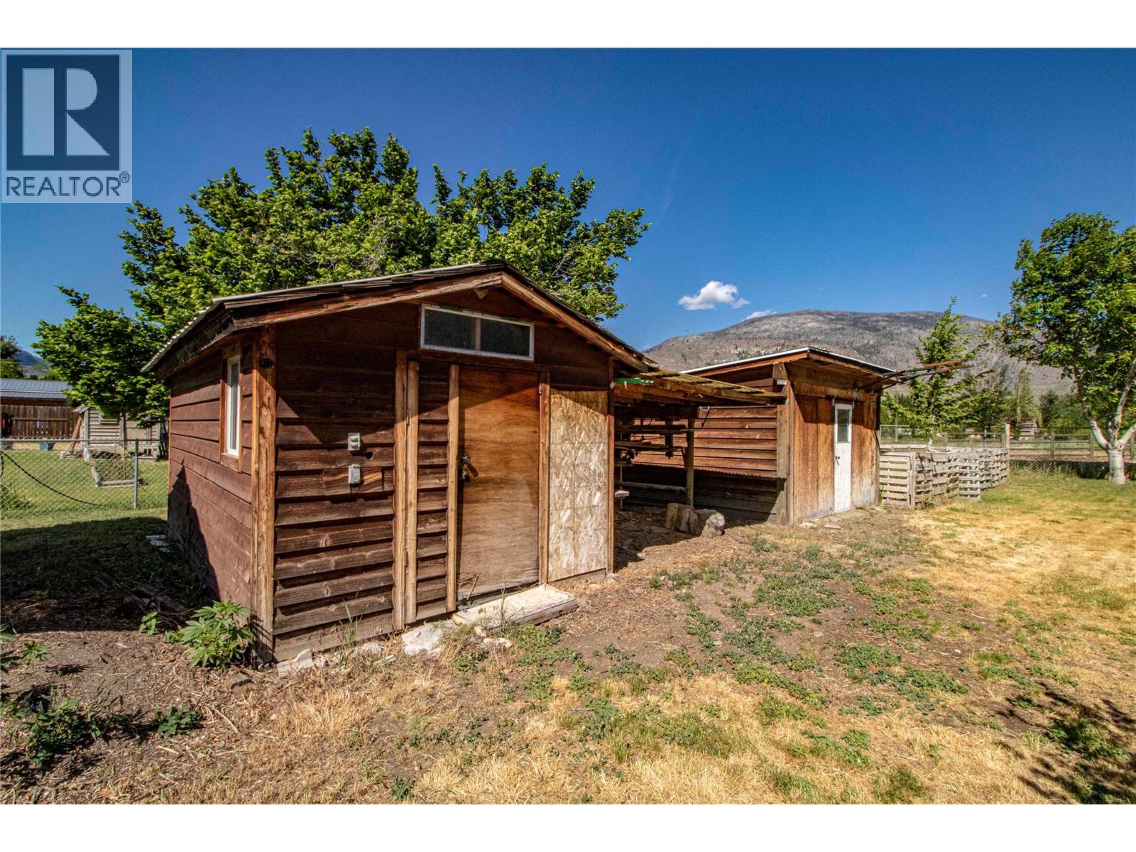 7171 ISLAND WAY Road, Oliver