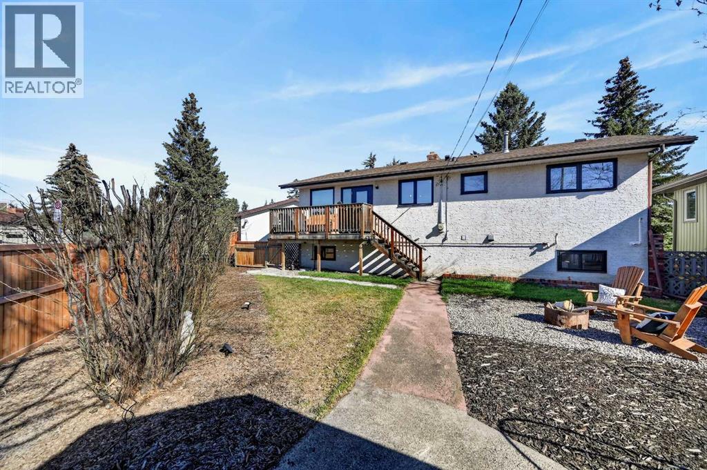 8927 48 Avenue NW - 29