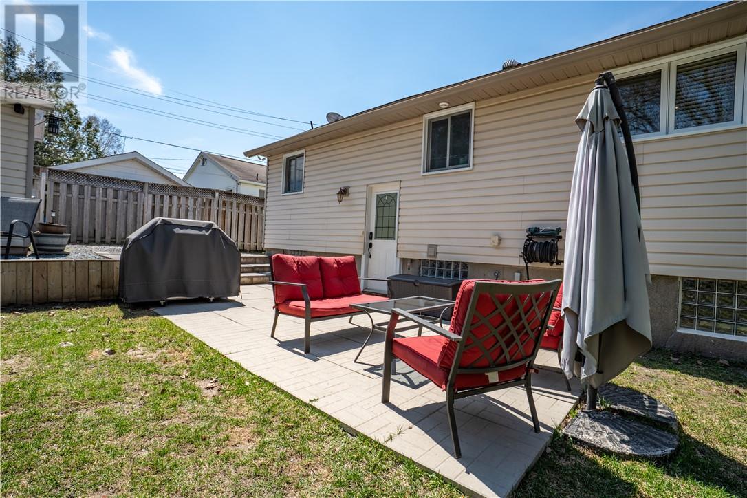 297 Sixth, Lively, Ontario, P3Y1M4 — Photo 20