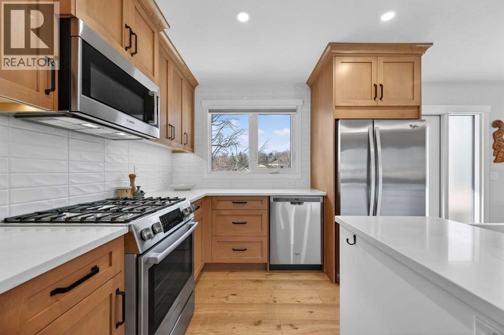 8927 48 Avenue NW - 7