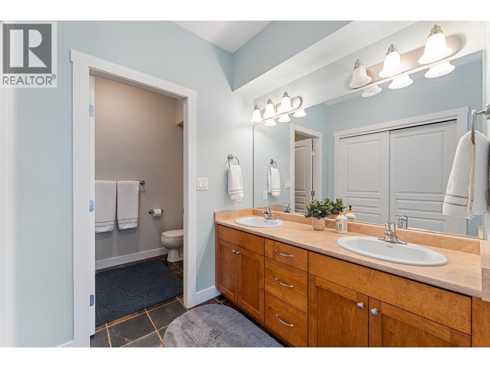 302 Mara Lake Lane Unit# 202, Sicamous