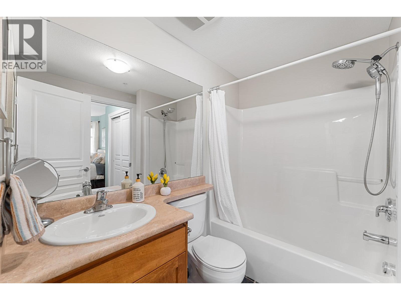 302 Mara Lake Lane Unit# 202, Sicamous