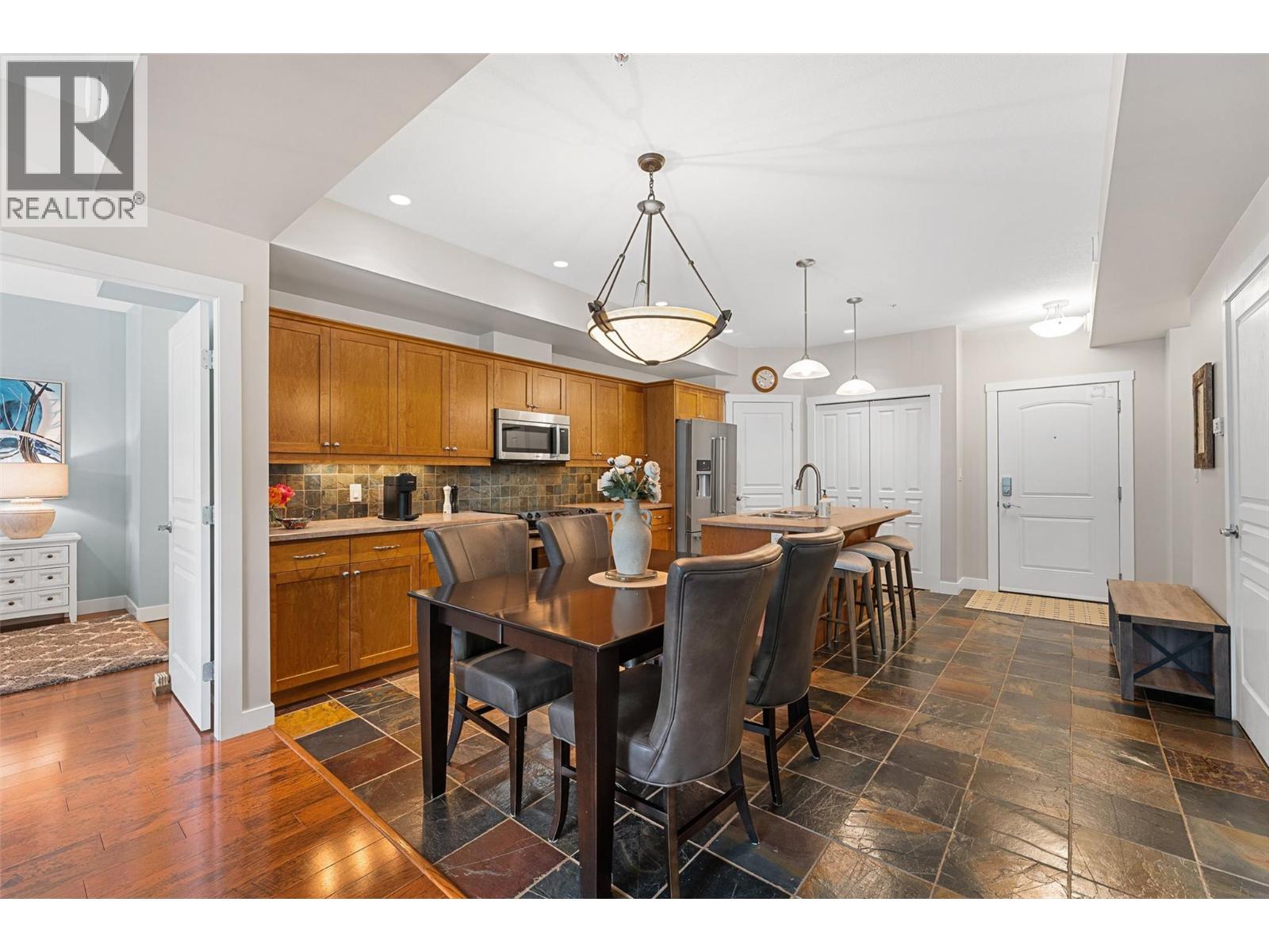 302 Mara Lake Lane Unit# 202, Sicamous