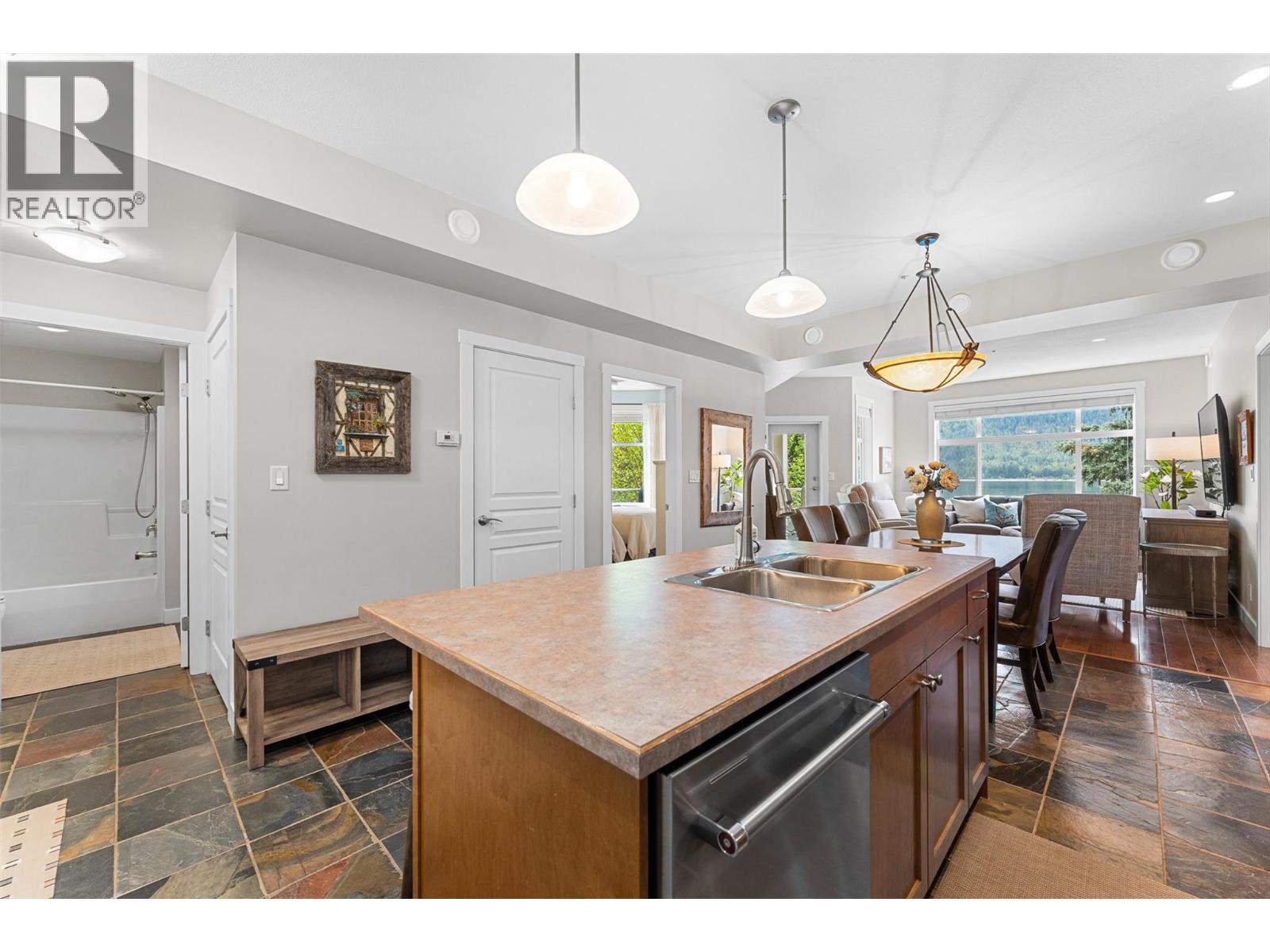 302 Mara Lake Lane Unit# 202, Sicamous