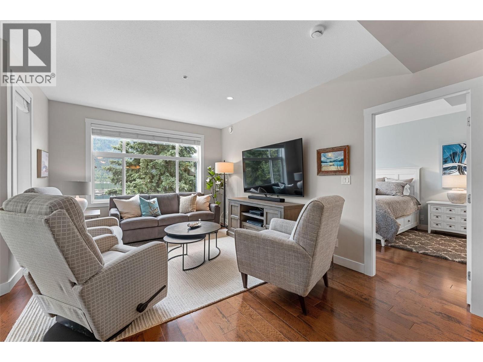 302 Mara Lake Lane Unit# 202, Sicamous