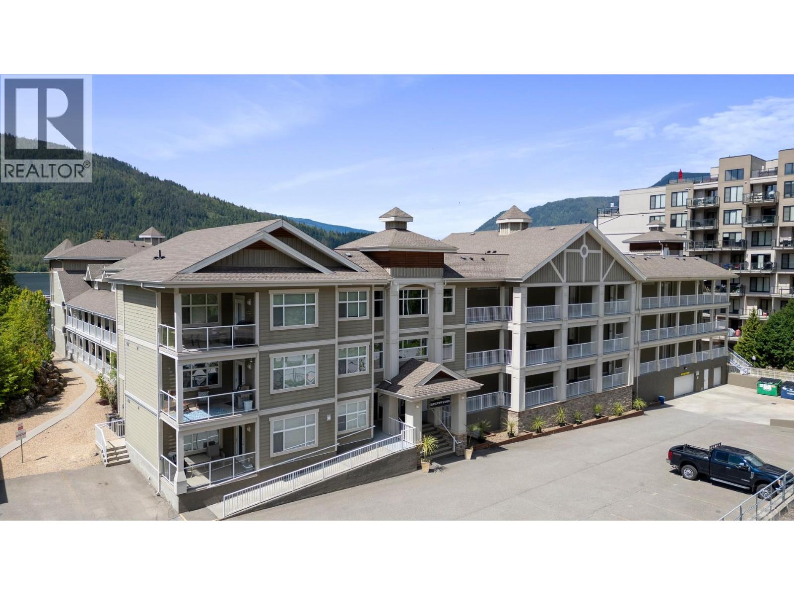 302 Mara Lake Lane Unit# 202, Sicamous