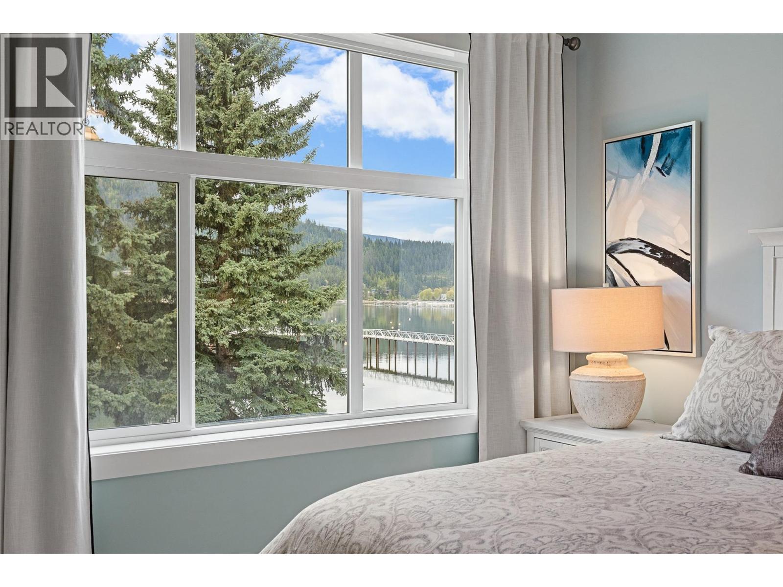 302 Mara Lake Lane Unit# 202, Sicamous