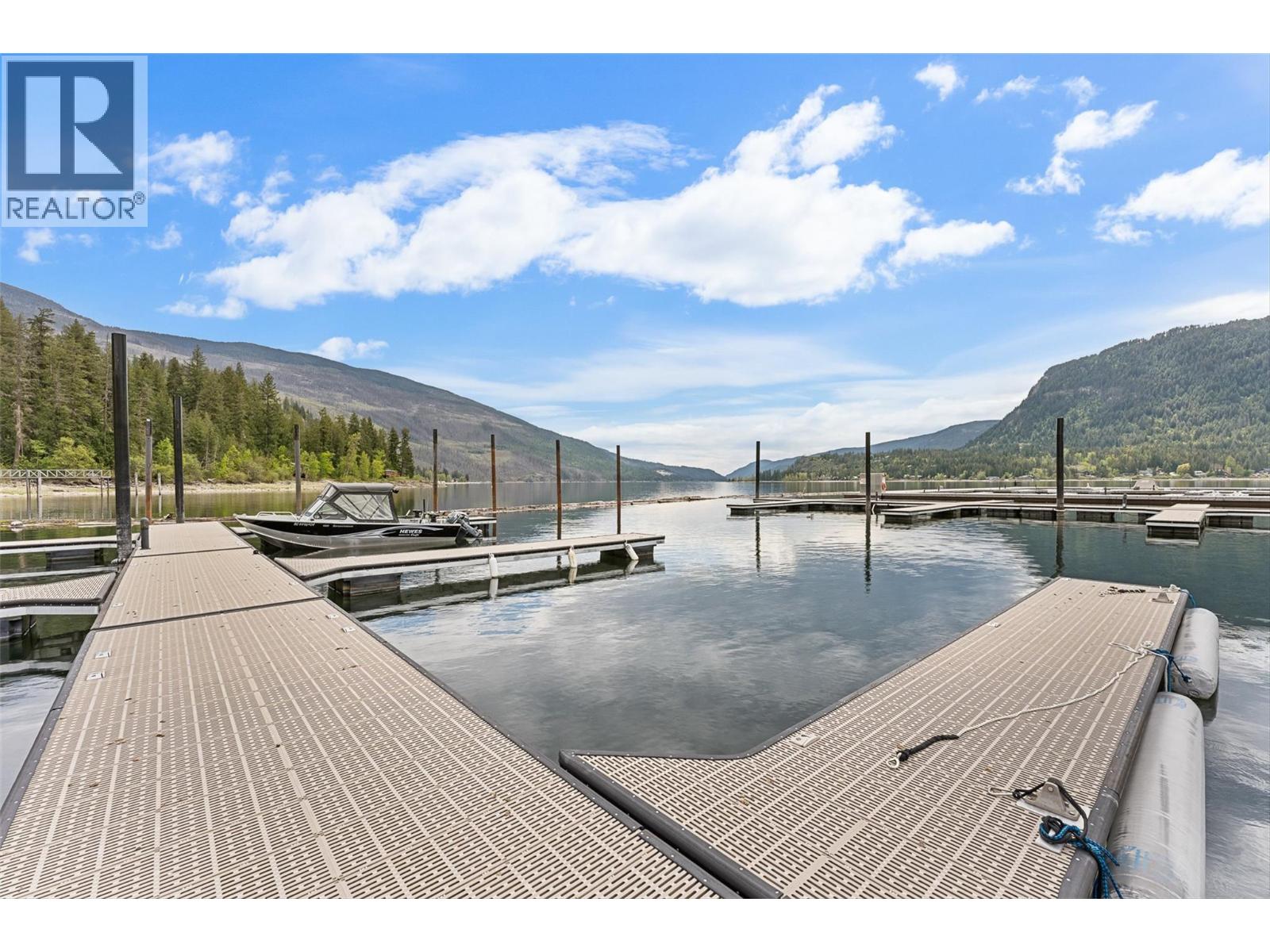 302 Mara Lake Lane Unit# 202, Sicamous