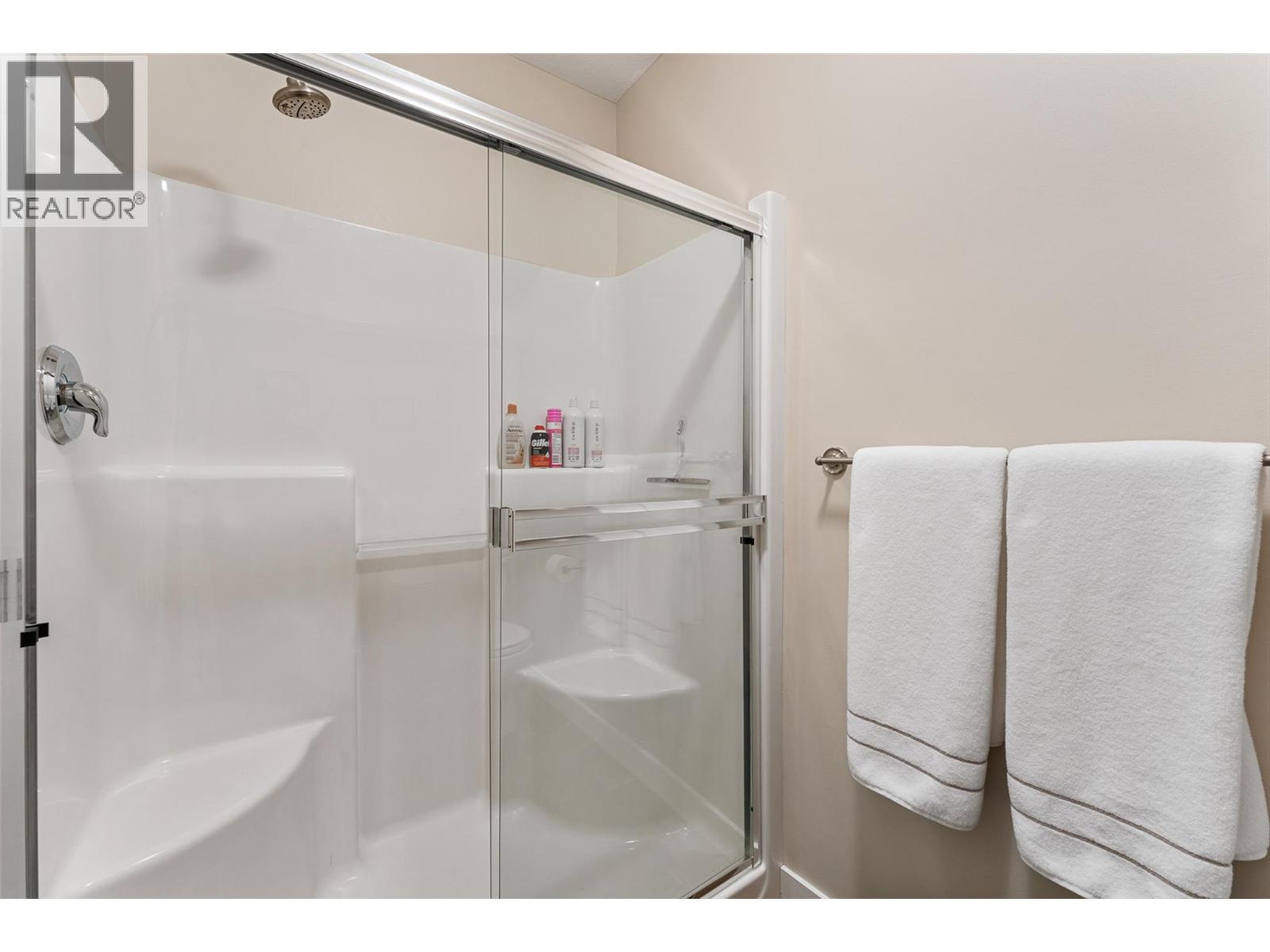 302 Mara Lake Lane Unit# 202, Sicamous