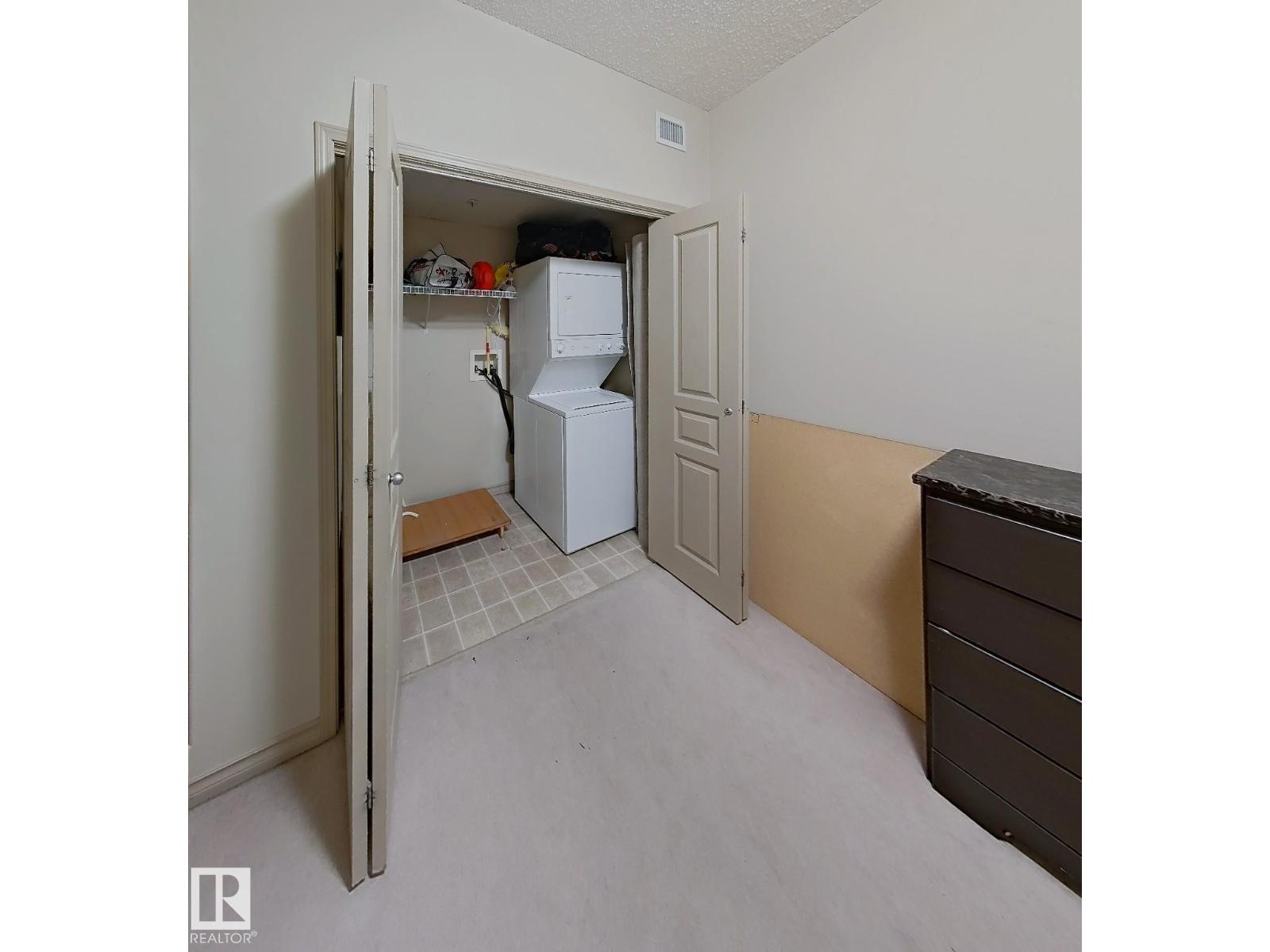 #707 10319 111 ST NW NW - 21
