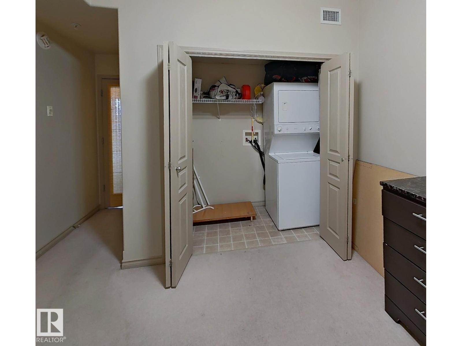 #707 10319 111 ST NW NW - 22