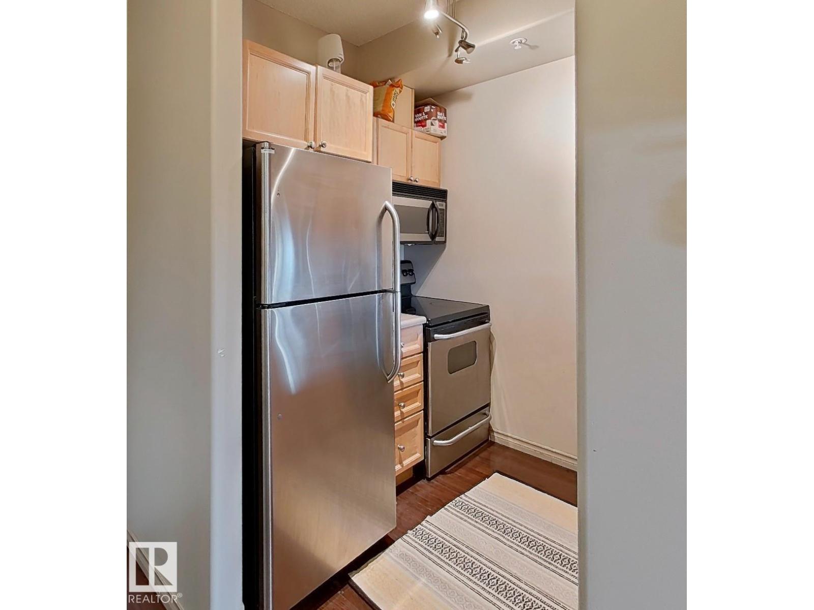 #707 10319 111 ST NW NW - 6