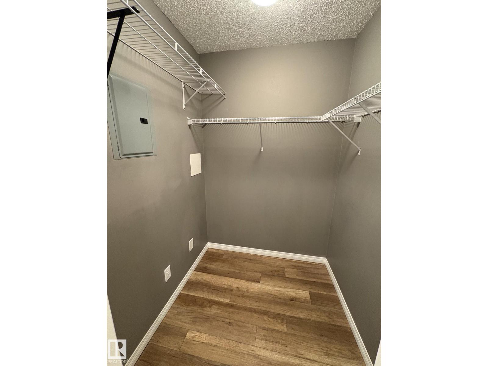 #138 9525 162 AV NW - 13