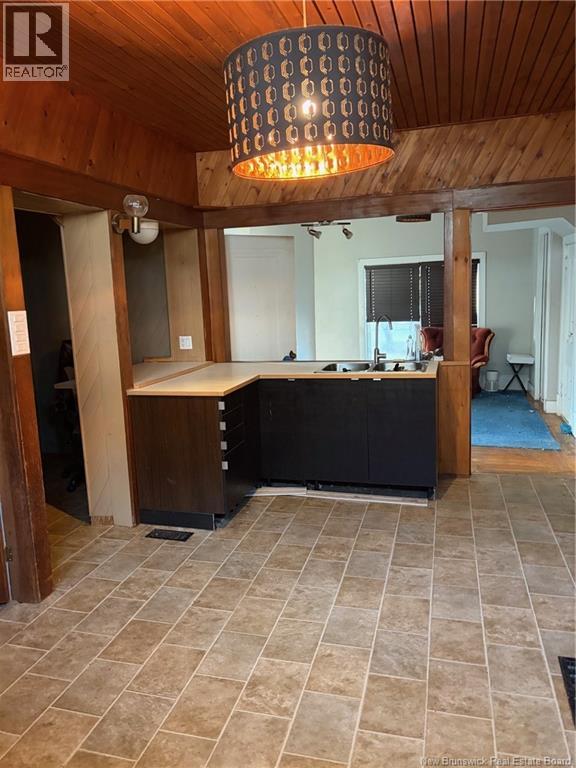 8-10 Mclaughlin Drive - 28