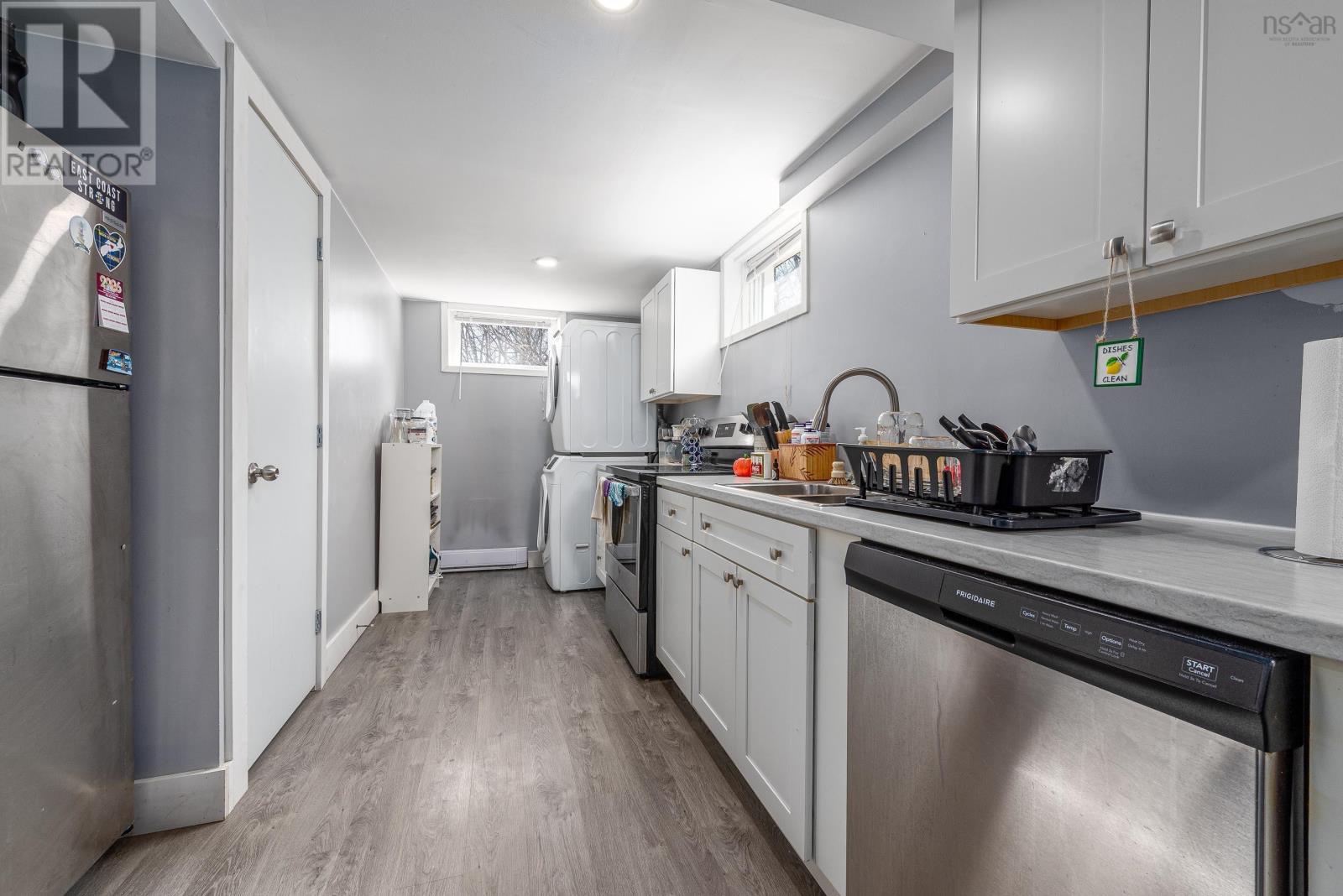 116 Coronation Avenue - 10