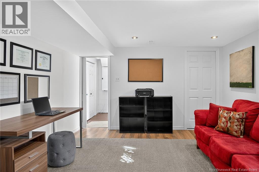 325 Tartan Street - 31
