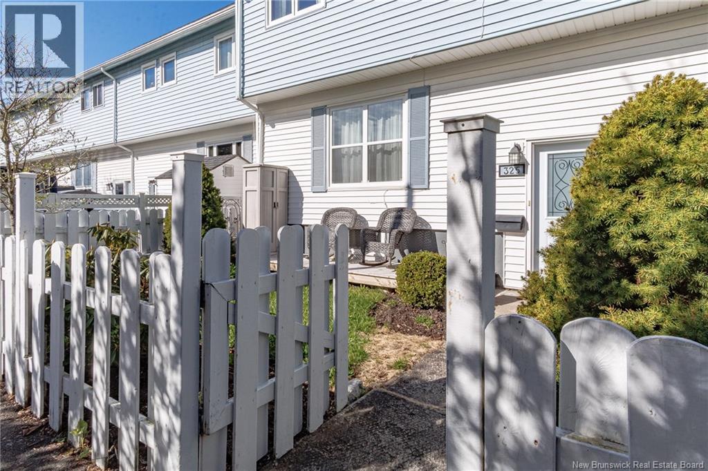 325 Tartan Street - 4