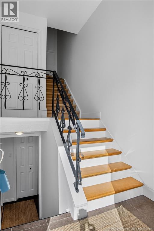 325 Tartan Street - 8